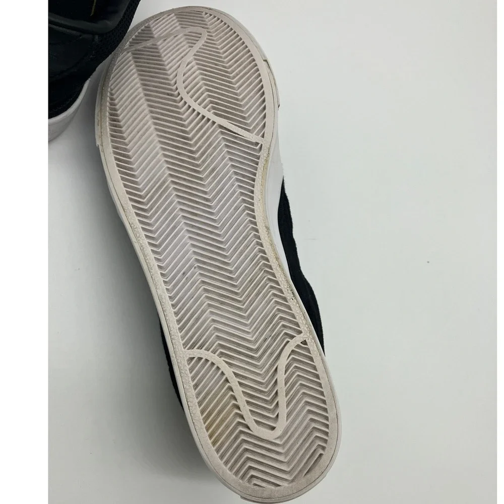 Nike Court Legacy Slip Canvas Black White Womens Shoes Size 8.5 CW6540-002